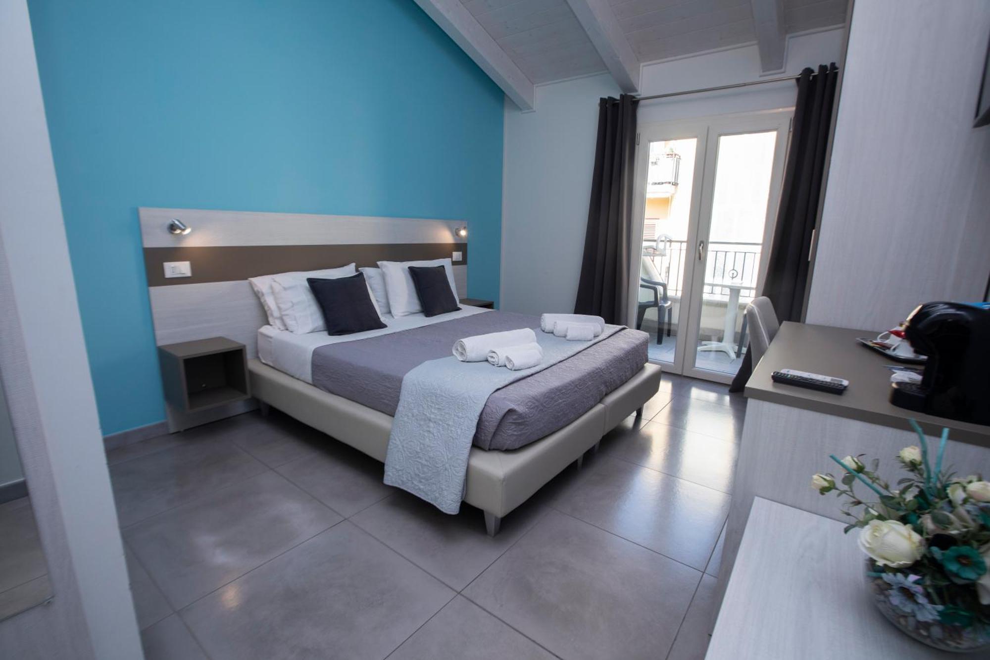 La Perla Amantea - Rooms & Apartaments Dış mekan fotoğraf