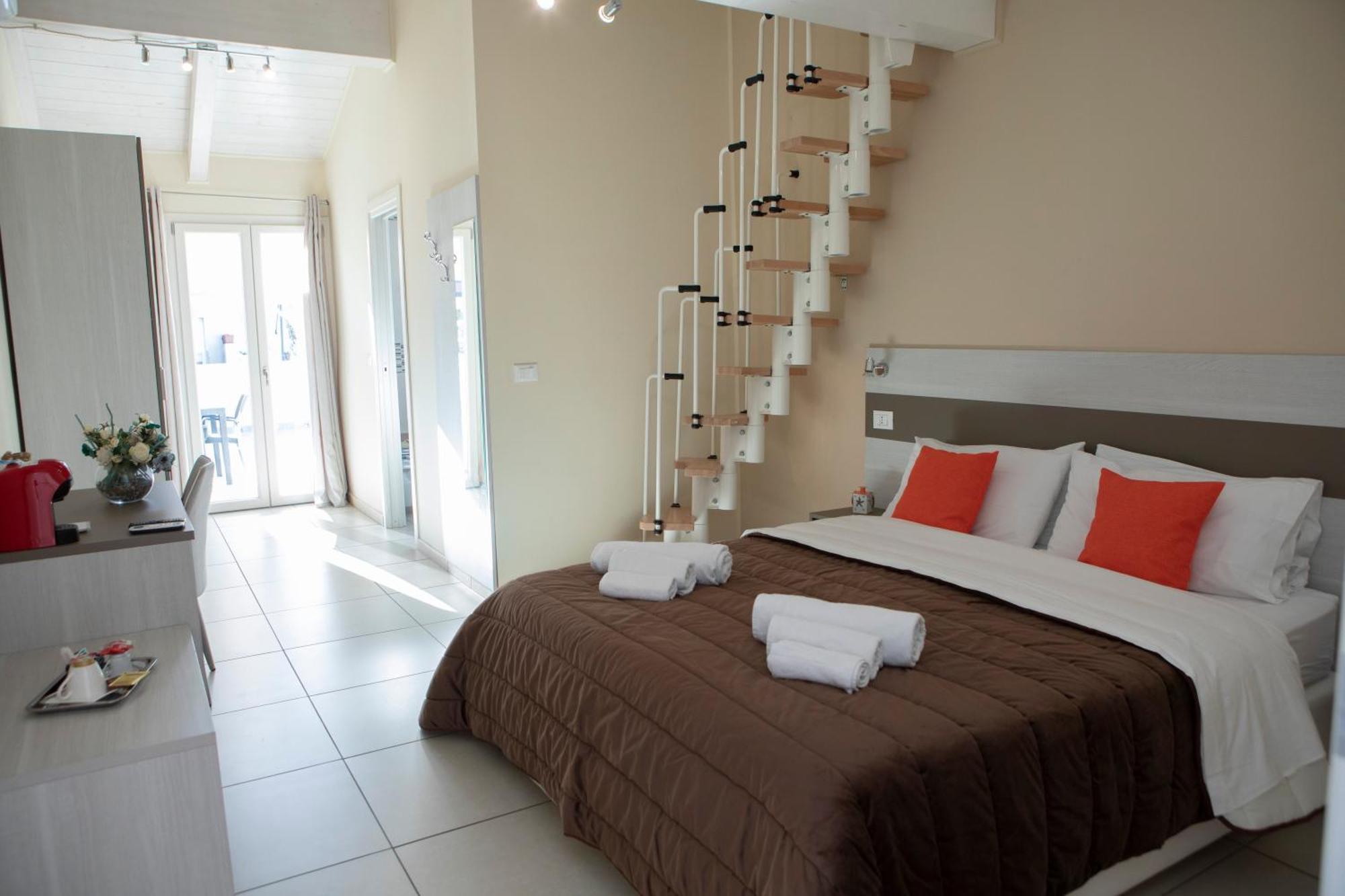 La Perla Amantea - Rooms & Apartaments Dış mekan fotoğraf