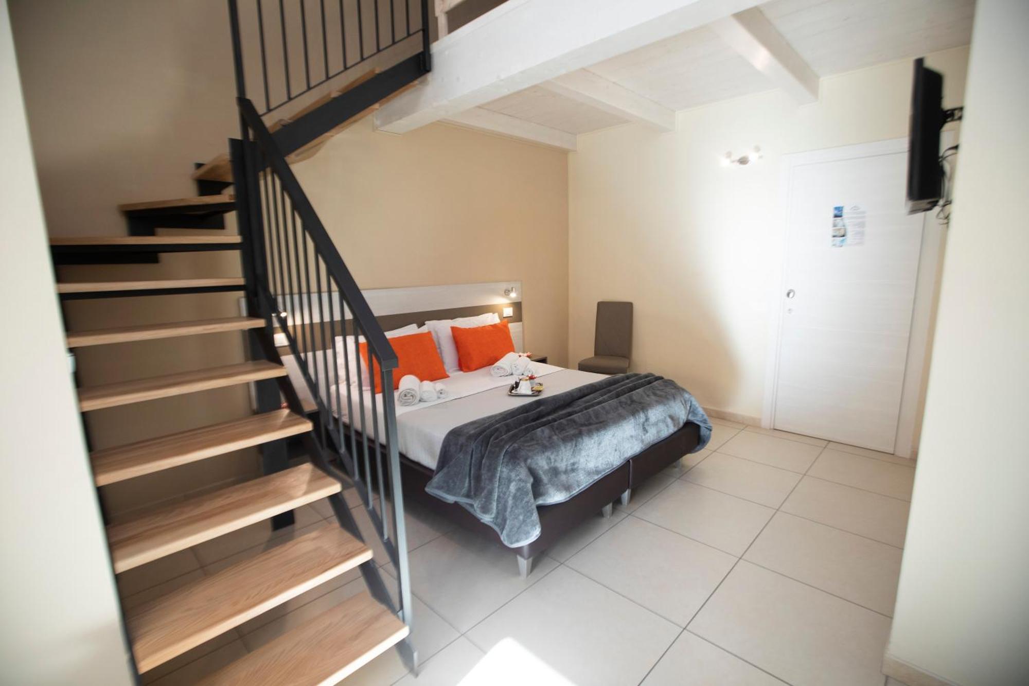 La Perla Amantea - Rooms & Apartaments Dış mekan fotoğraf