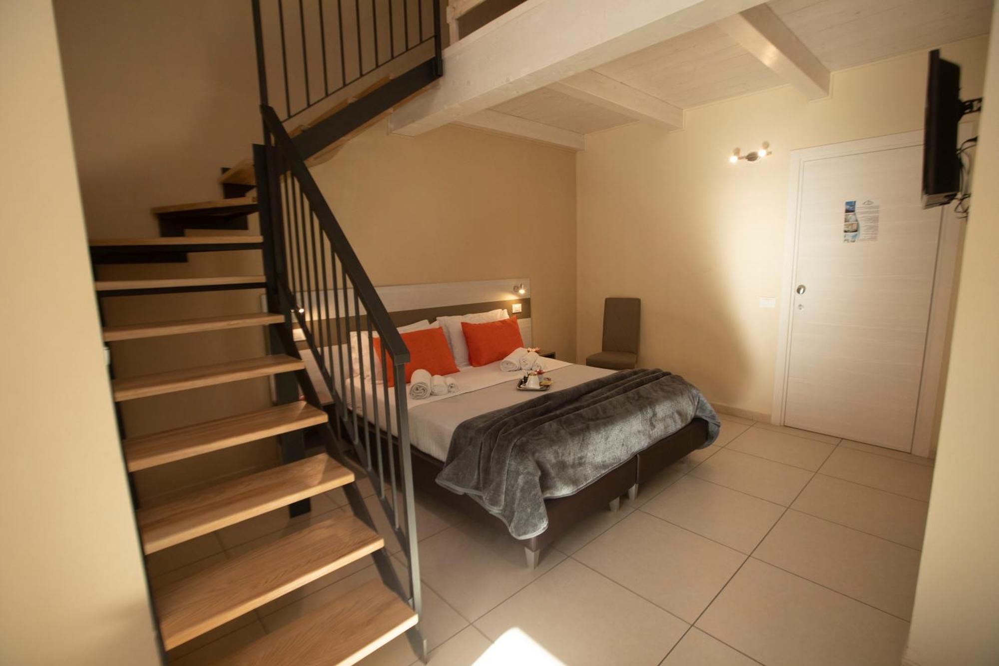 La Perla Amantea - Rooms & Apartaments Dış mekan fotoğraf