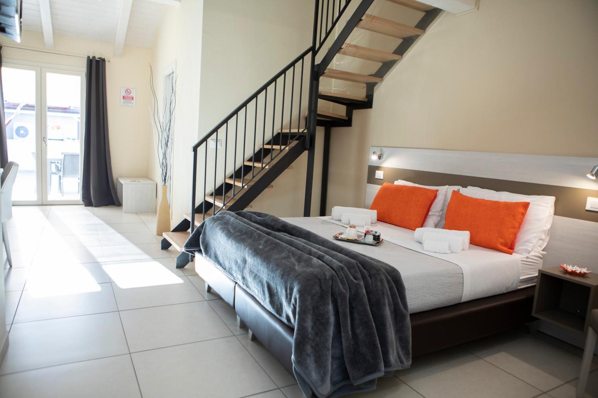 La Perla Amantea - Rooms & Apartaments Dış mekan fotoğraf